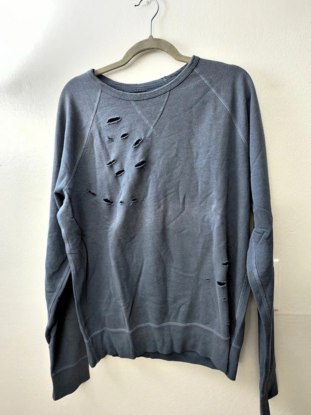 Men's Barry's Marine Blue Distressed Athletic Fit Pullover Sweater Size Large